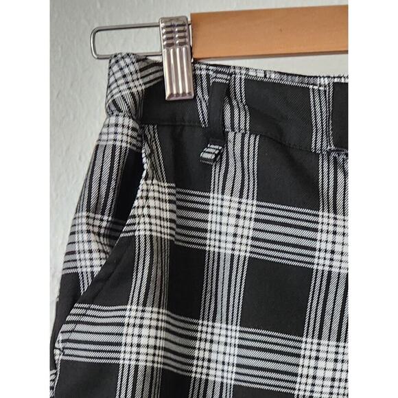 Hot Topic black white plaid womens pants w chain hook stretch S emo - Picture 6 of 6